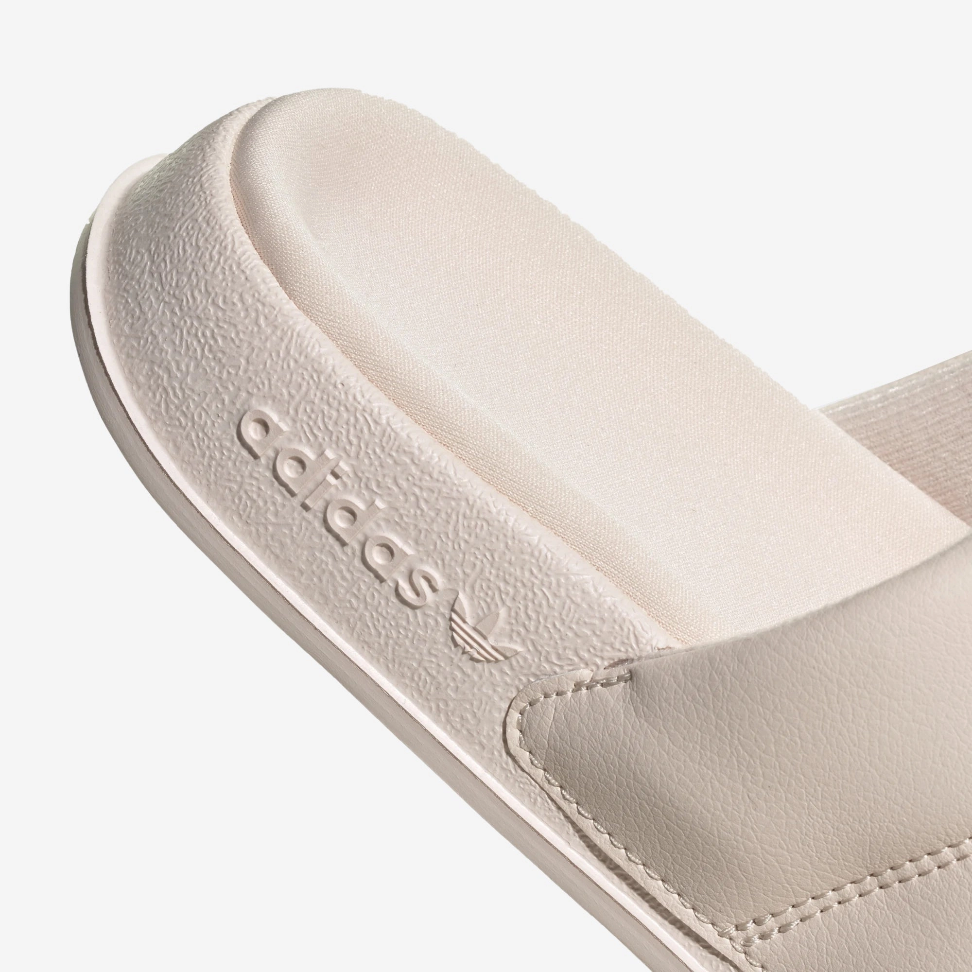 Adidas Originals | ADILETTE ESSENTIAL SLIDES  { WONDER QUARTZ