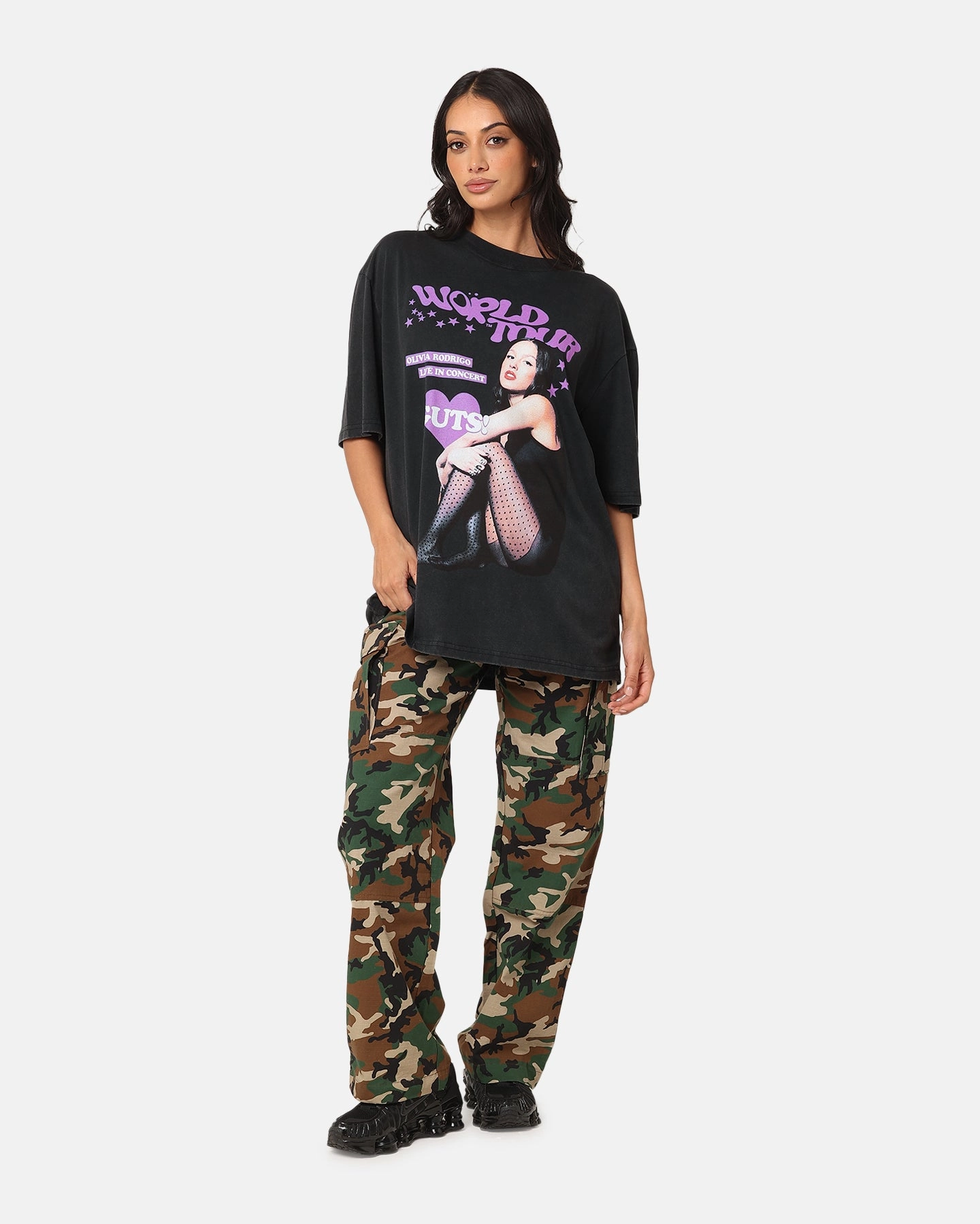 Bravado Olivia Rodrigo Guts T-Shirt Washed Black
