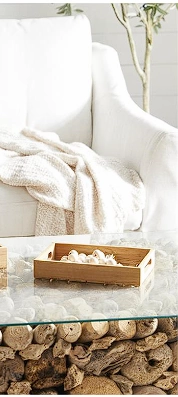 BROWN TEAK WOOD TRAY