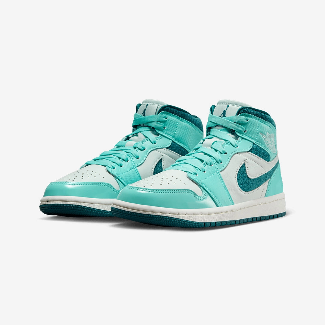 Jordan | AIR JORDAN 1 MID SE  { BLEACHED TURQ/SKY J TEAL-BARELY GREEN