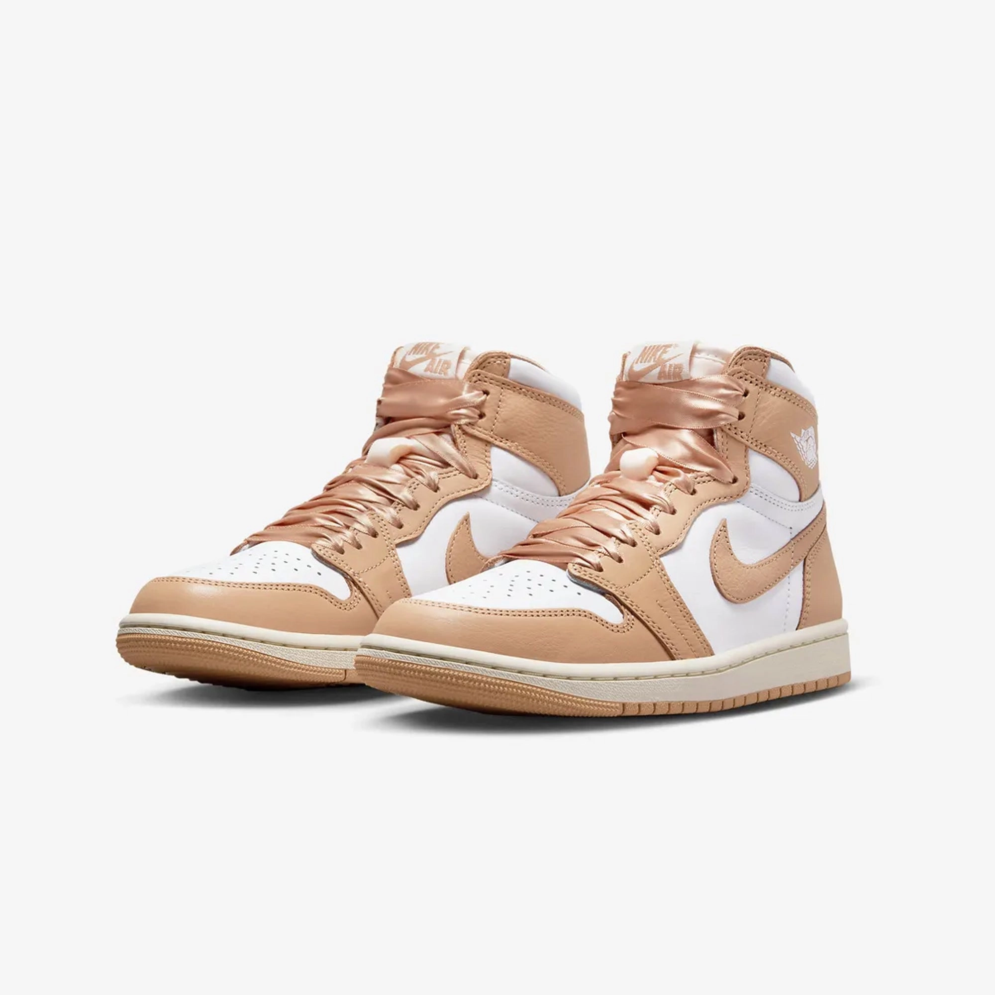 Jordan | AIR JORDAN 1 RETRO HIGH OG  { PRALINE/WHITE-SAIL