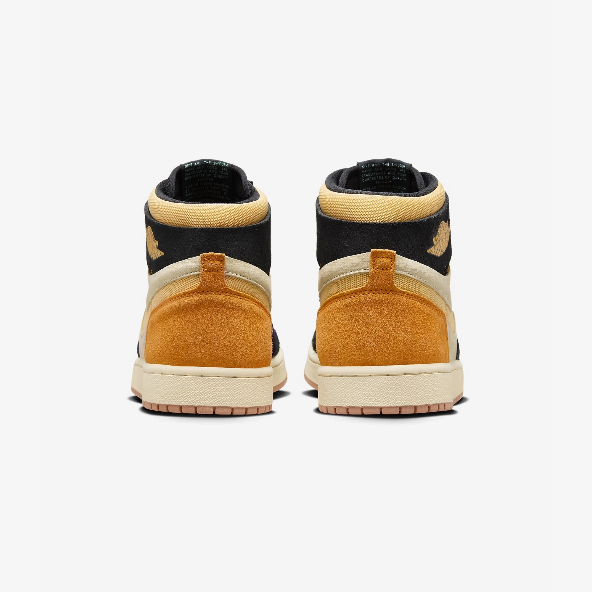 Jordan | AIR JORDAN 1 ZOOM CMFT 2  { MUSLIN/CELESTIAL GOLD-BLACK-VIVID ORANGE
