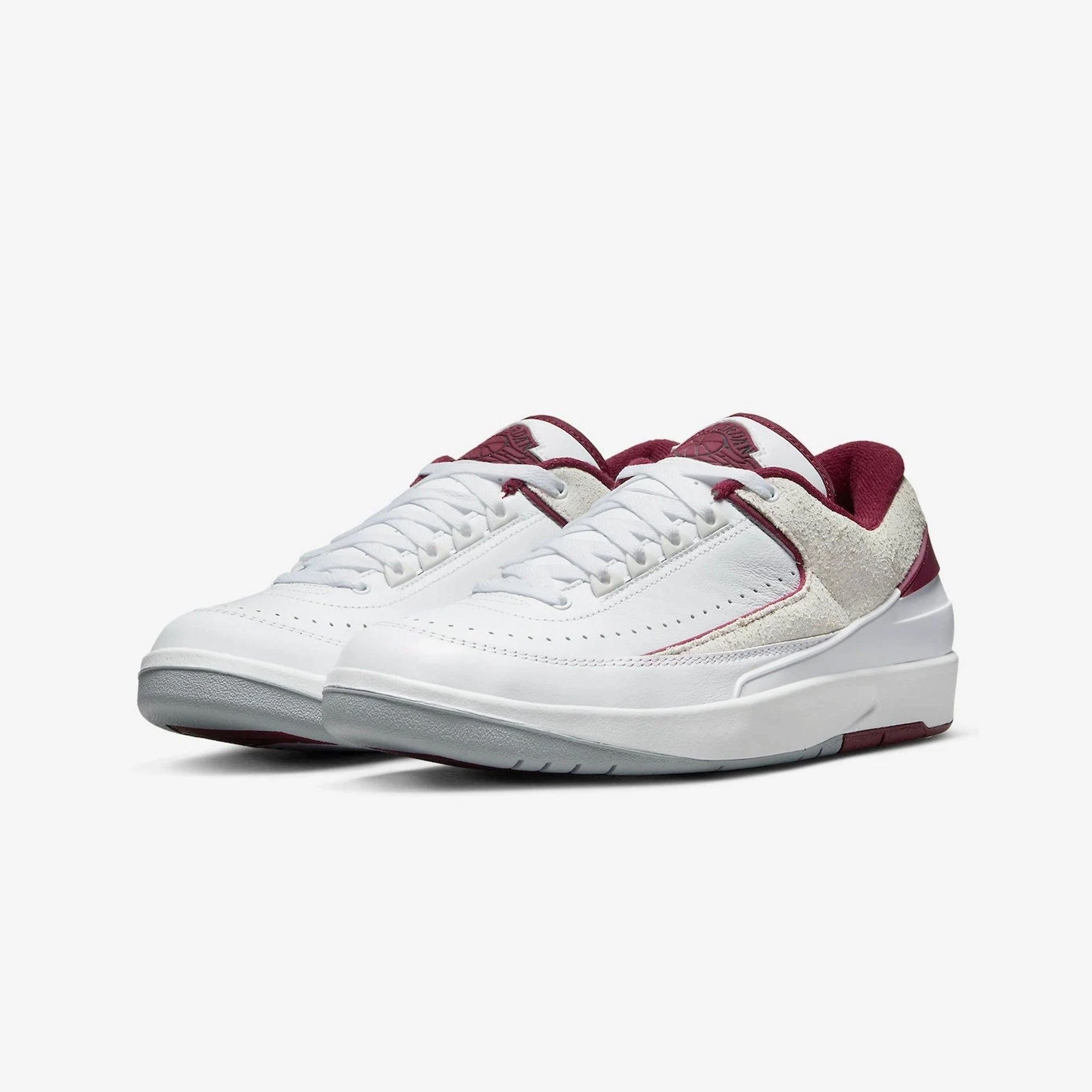 Jordan | AIR JORDAN 2 RETRO LOW  { WHITE/CHERRYWOOD RED-LT STEEL GREY
