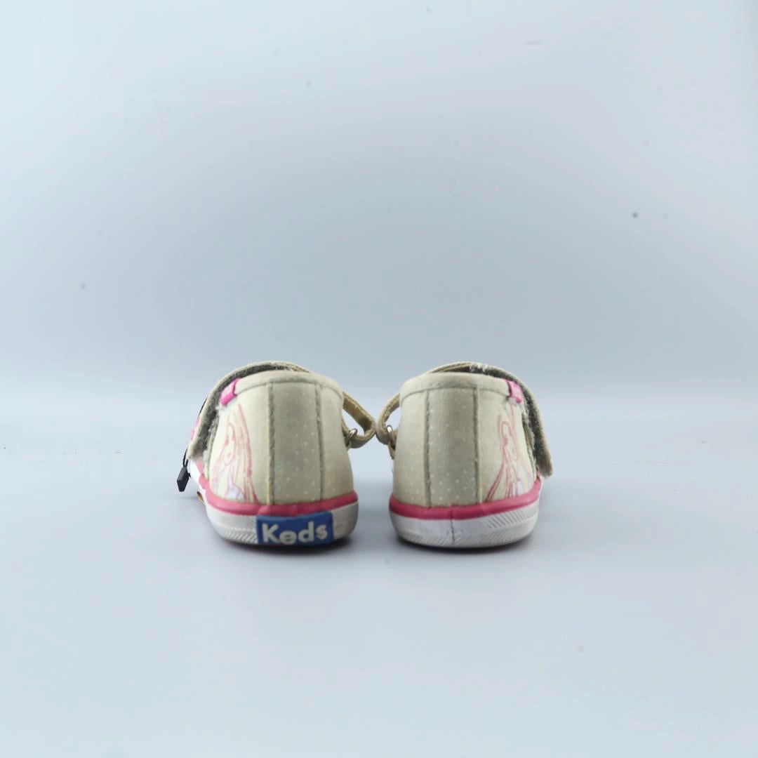 KEDS .