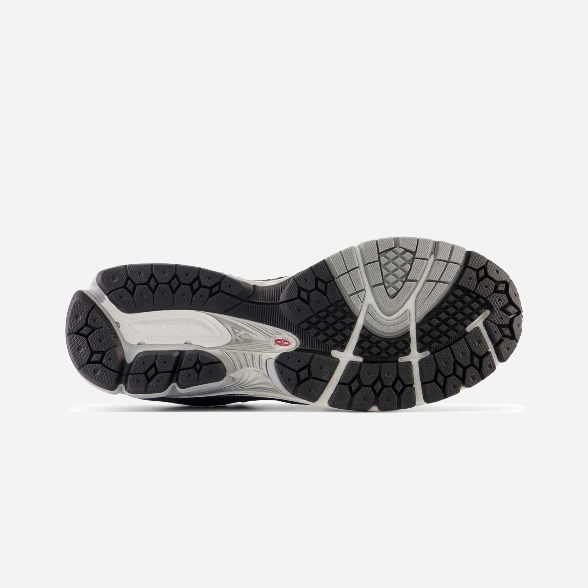 New Balance | M2002 RXK GORE-TEX  { ECLIPSE