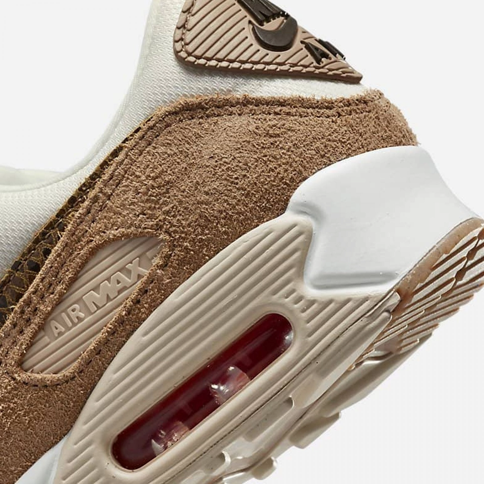 Nike | AIR MAX 90 AMD  { PALE IVORY/SUMMIT WHITE