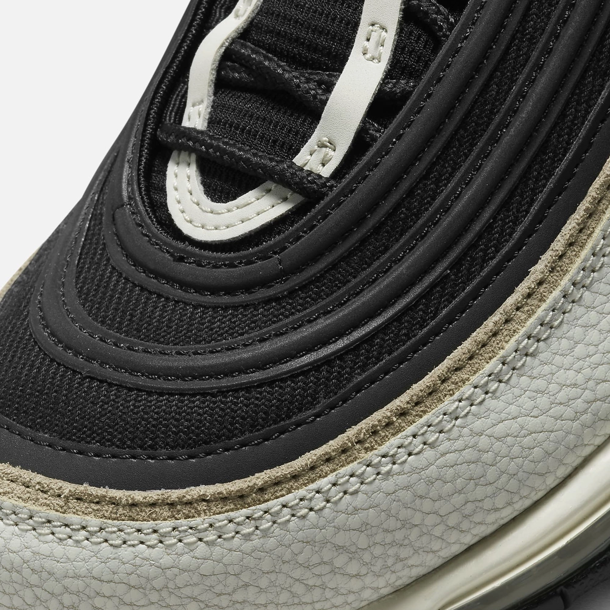 Nike | AIR MAX 97 SE  { LIGHT BONE/BLACK-KHAKI-SAIL