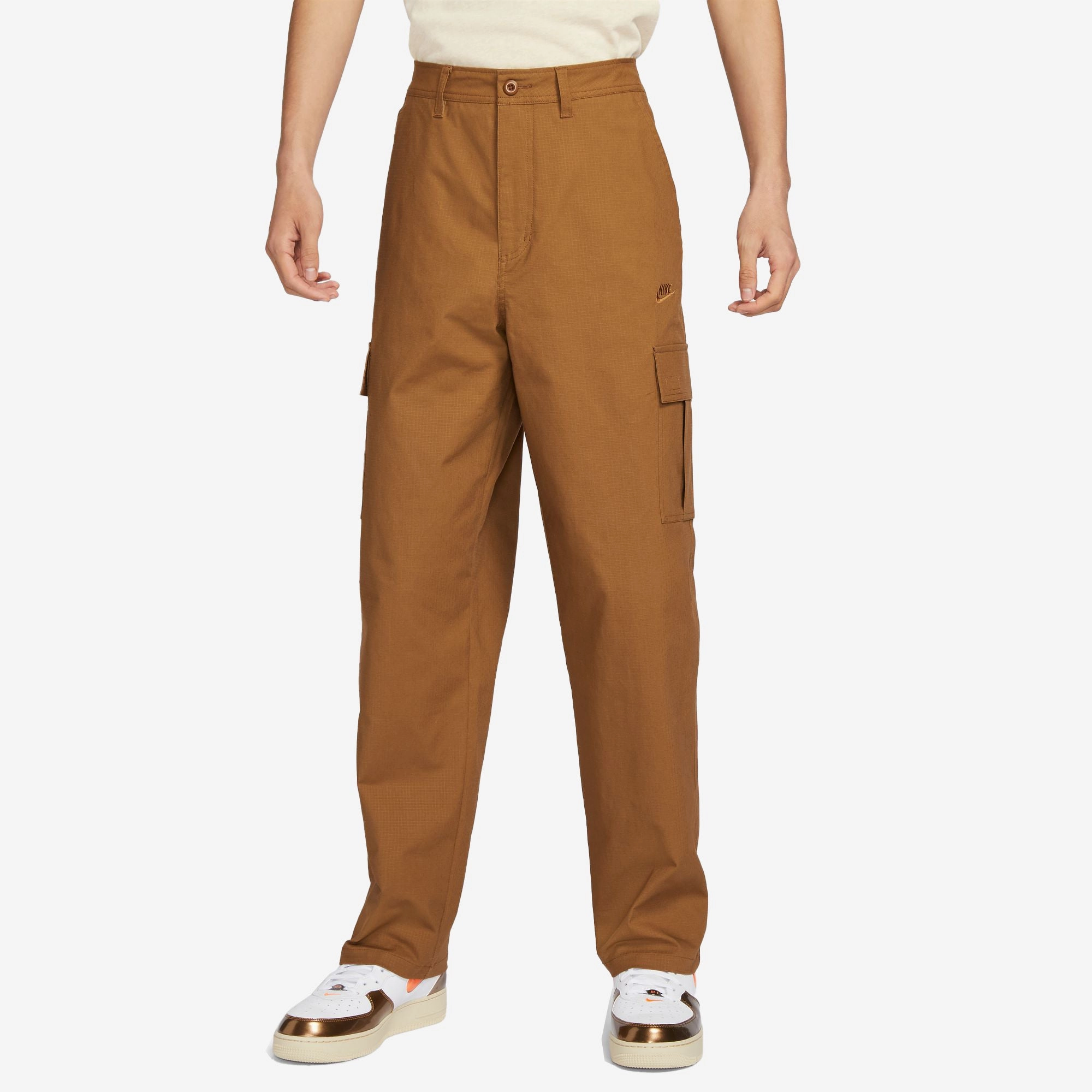 NIKE | CLUB CARGO PANTS { LT BRITISH TAN/LT BRITISH TAN