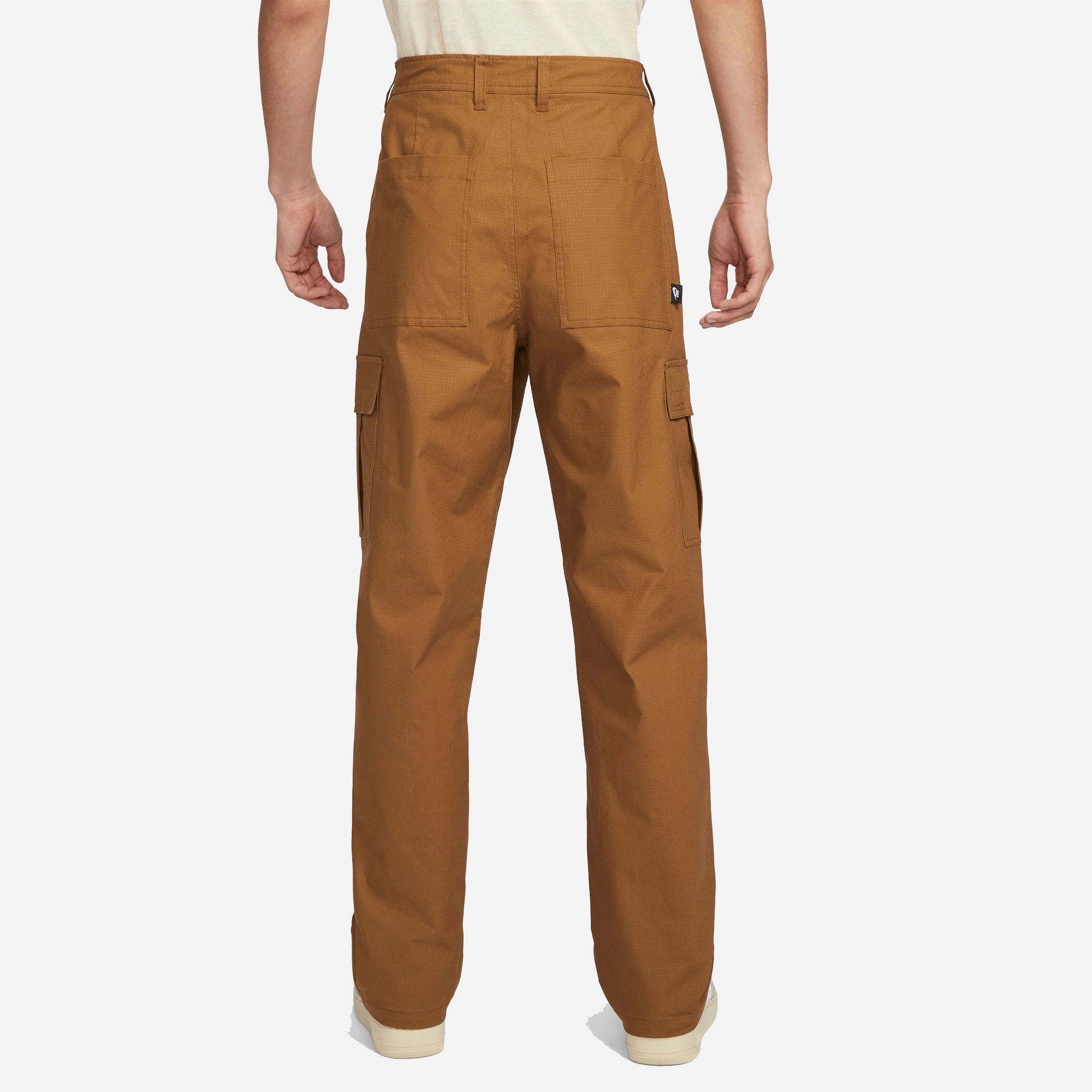 NIKE | CLUB CARGO PANTS { LT BRITISH TAN/LT BRITISH TAN