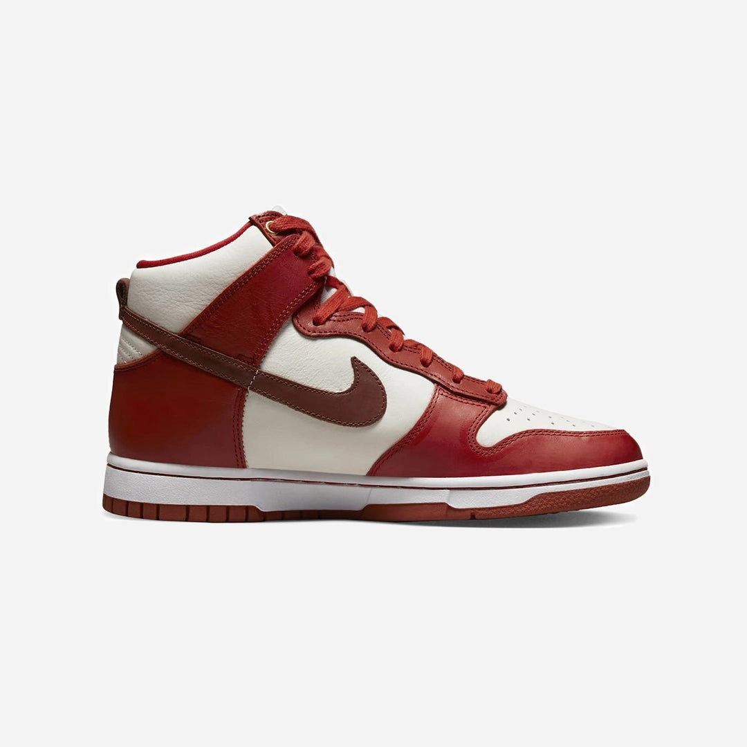 Nike | DUNK HIGH LXX  { CINNABAR/MARS STONE-SAIL-WHITE