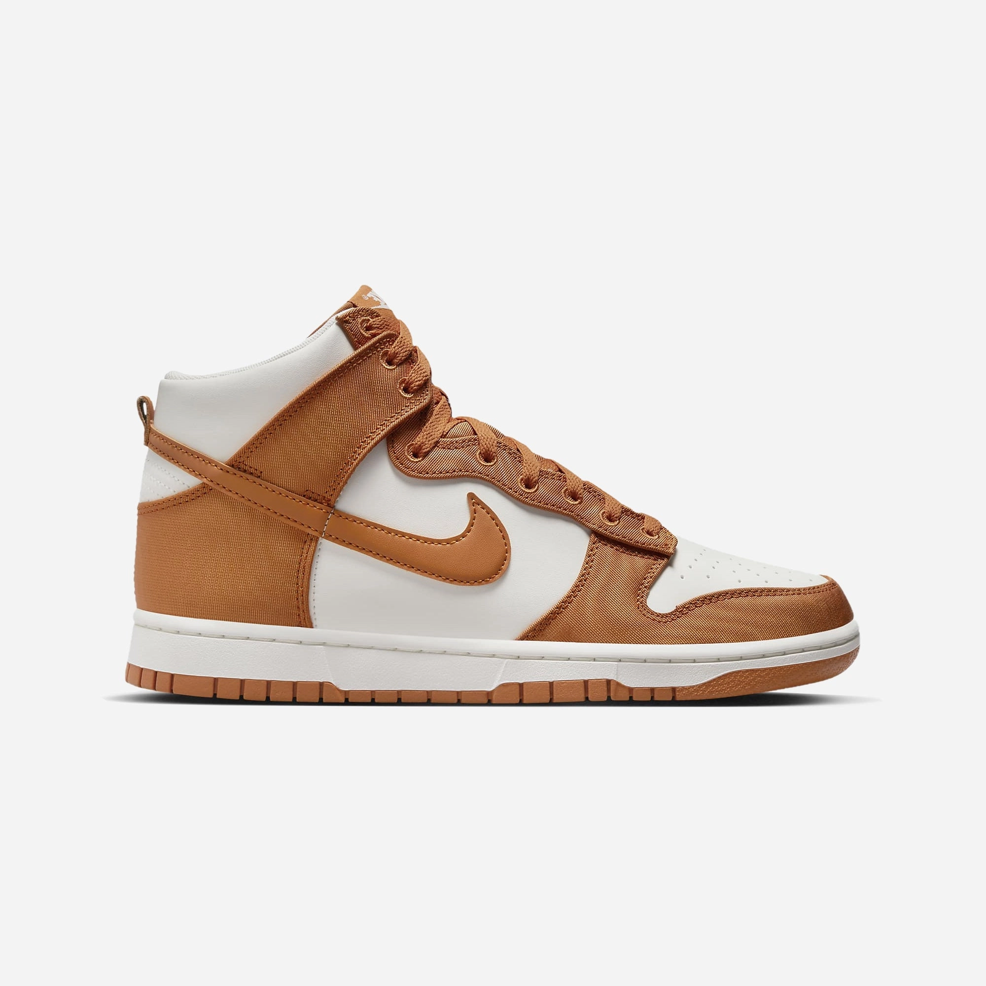 Nike | DUNK HIGH RETRO SE { MONARCH/MONARCH-SAIL