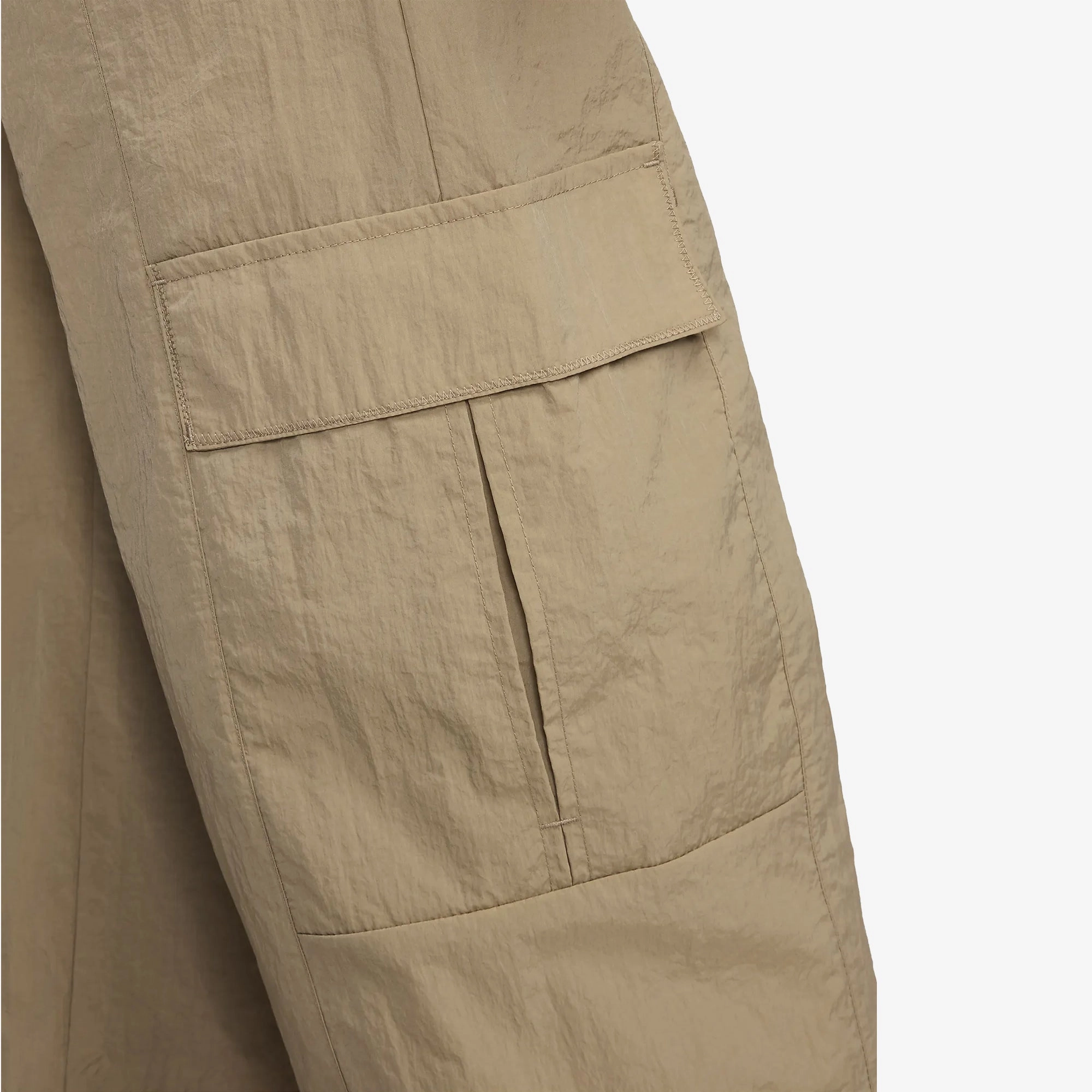 NIKE | SPORTSWEAR HIGH- WASTED WOVEN CARGO PANTS { KHAKI/BLACK