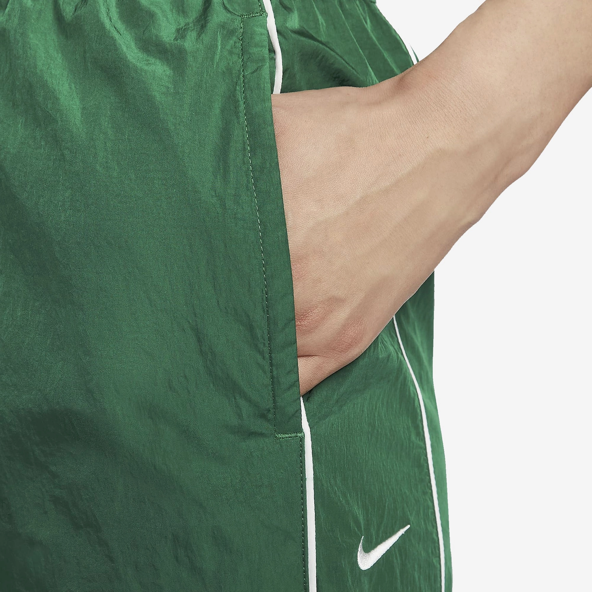 NIKE | WINDRUNNER WOVEN OPEN-HEM PANTS { GORGE GREEN/SAIL