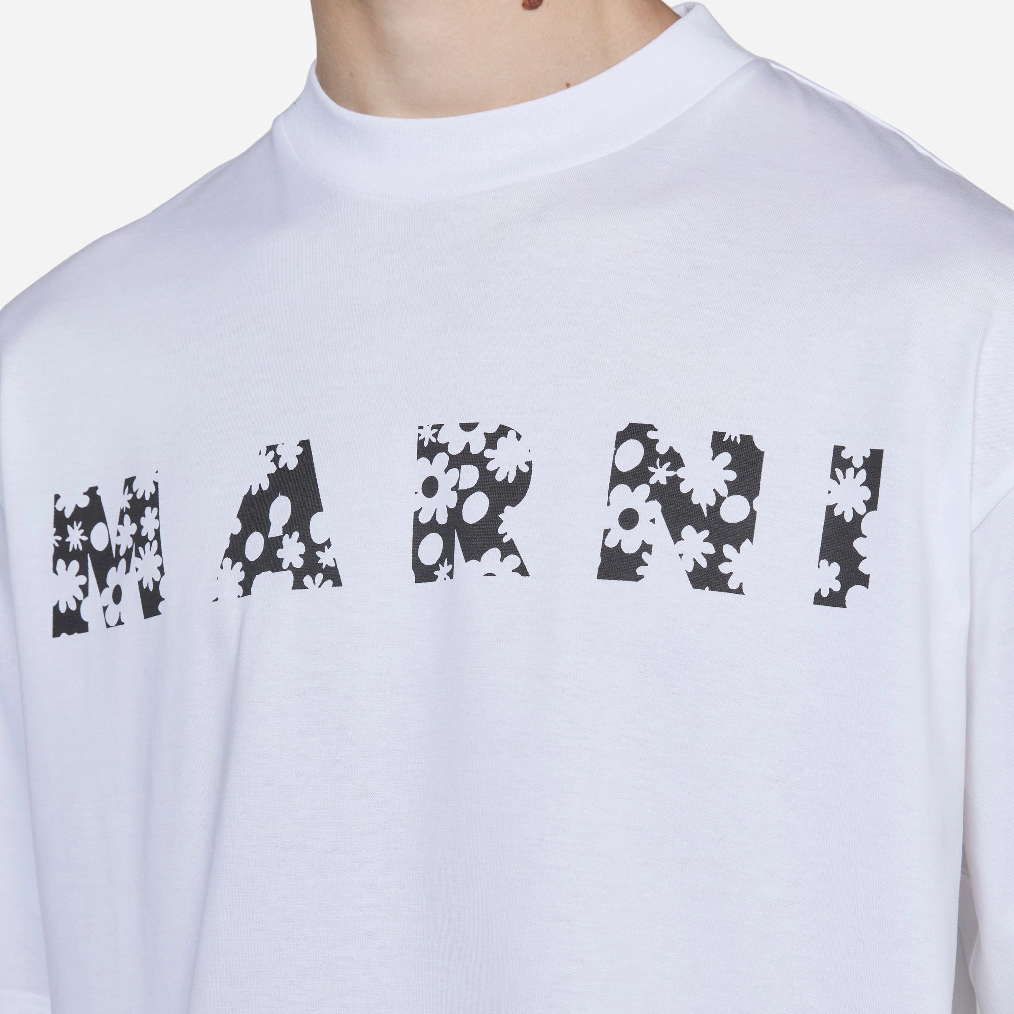 Pop Fields Logo T-Shirt Lily White