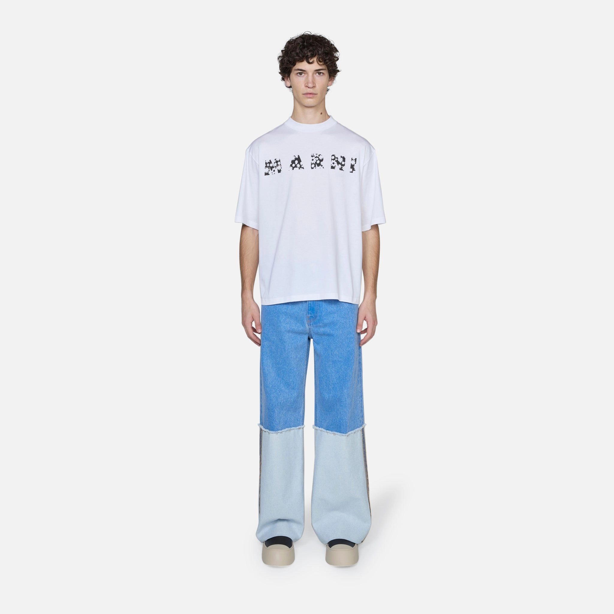 Pop Fields Logo T-Shirt Lily White