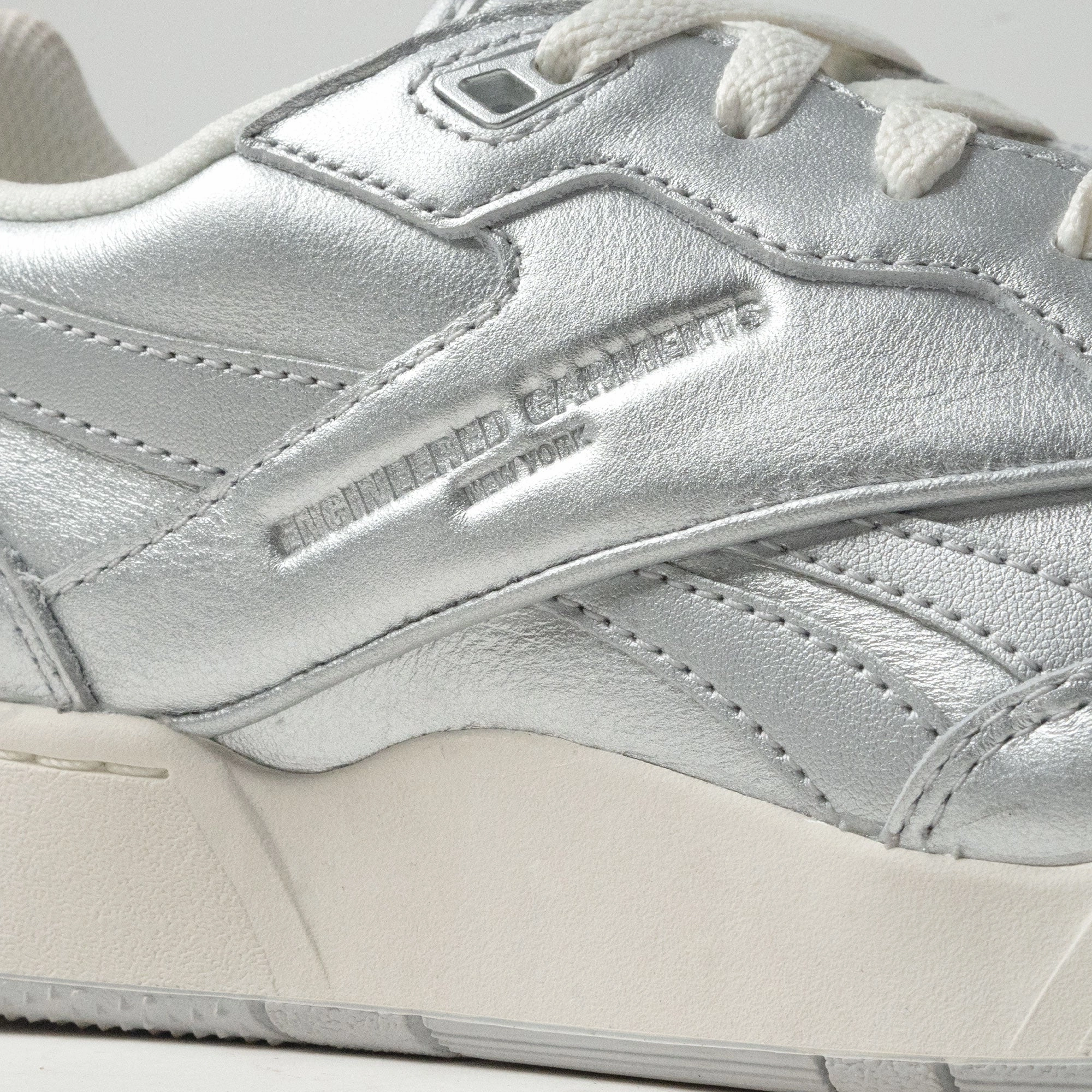 Reebok | BB 4000 II  { SILVER/WHITE