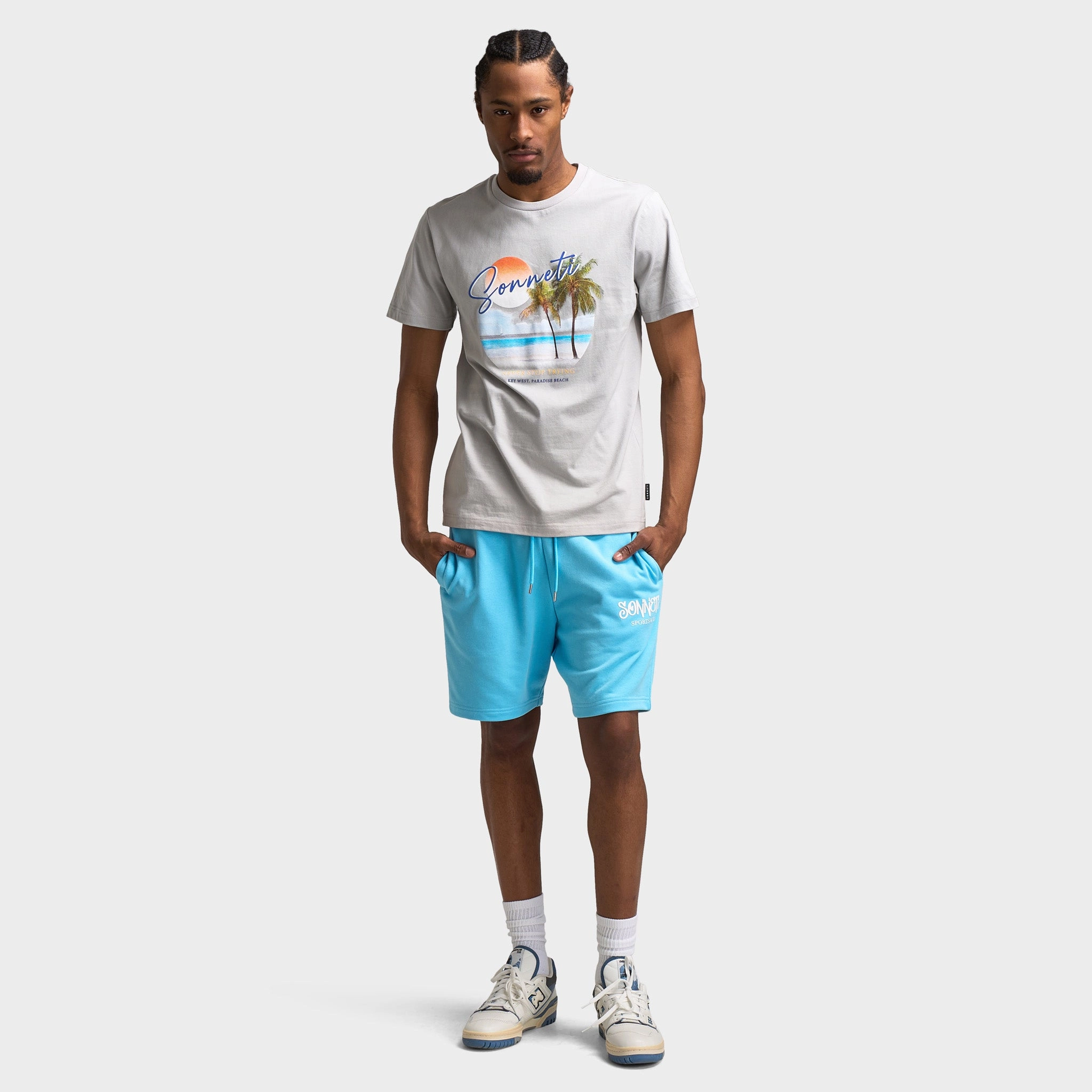 Sonneti Setting Graphic T-Shirt / High Rise