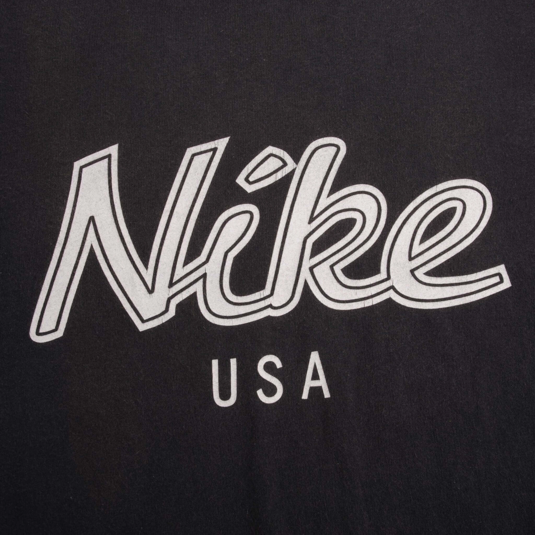 VINTAGE NIKE SPELLOUT BLACK TEE SHIRT 1990S SIZE MEDIUM MADE IN USA