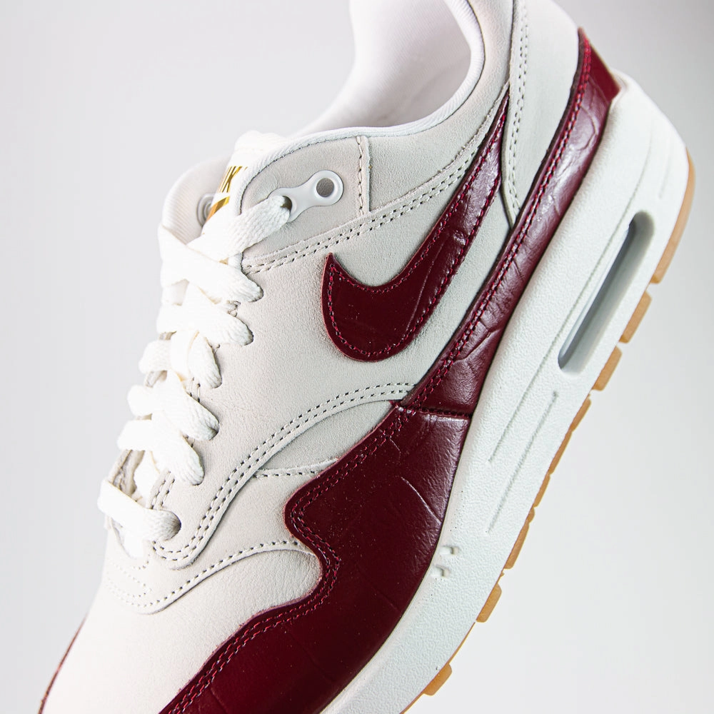 WMNS Nike Air Max 1 LX(Sail/Team Red-Sail)