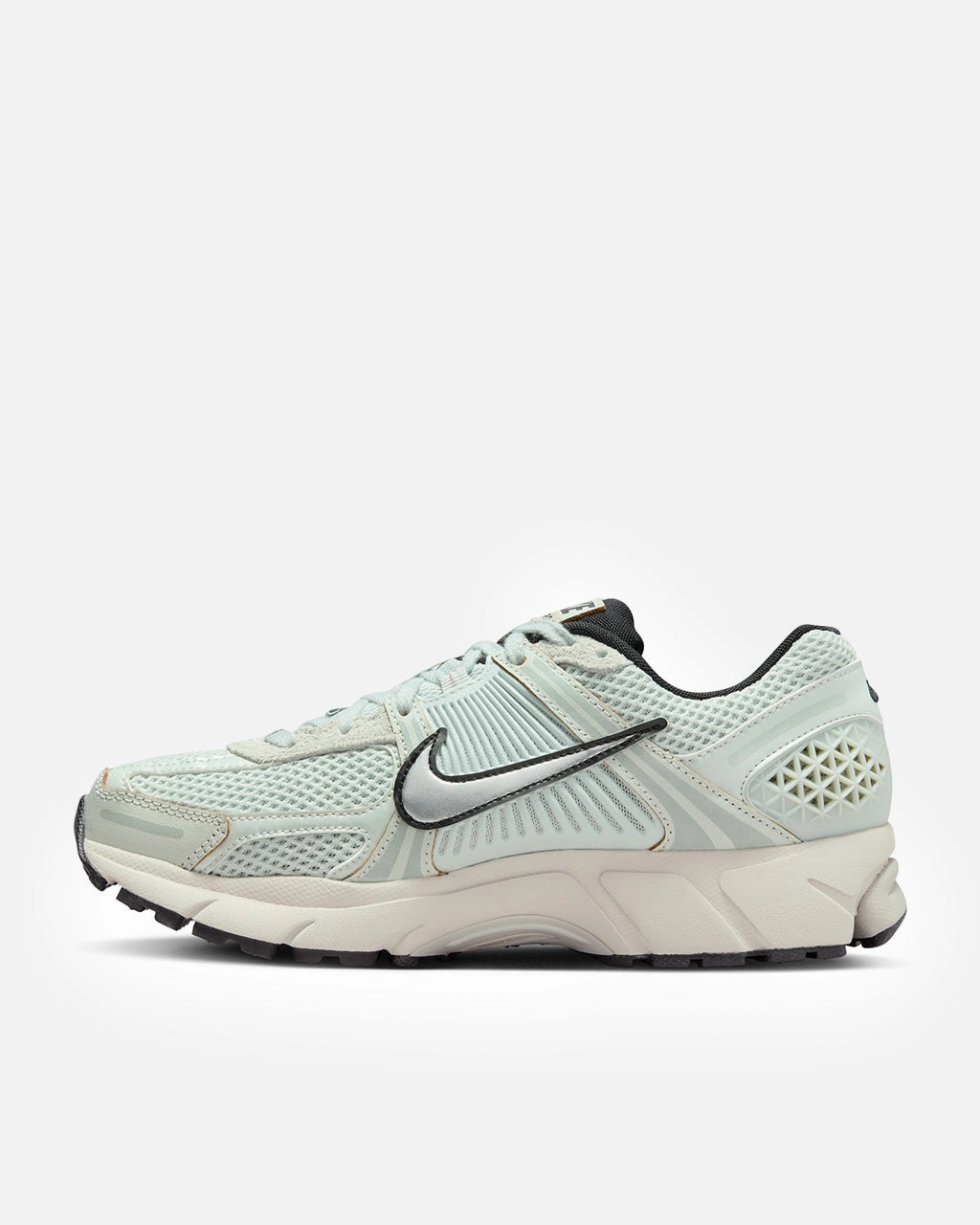WMNS Zoom Vomero 5 'Light Silver/Chrome'