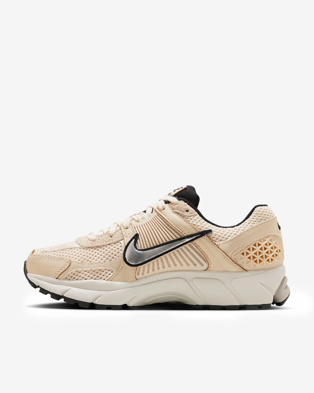WMNS Zoom Vomero 5 'Pearl White/Chrome'