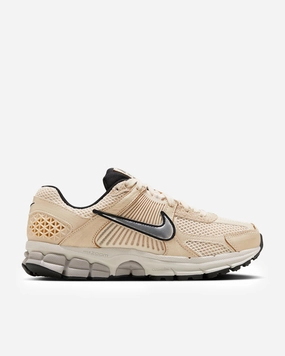 WMNS Zoom Vomero 5 'Pearl White/Chrome'