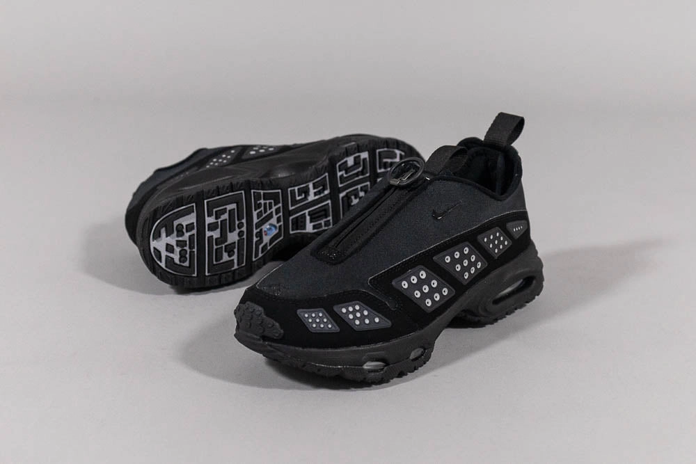 Women's Nike Air Max SNDR 'Black and Silver'