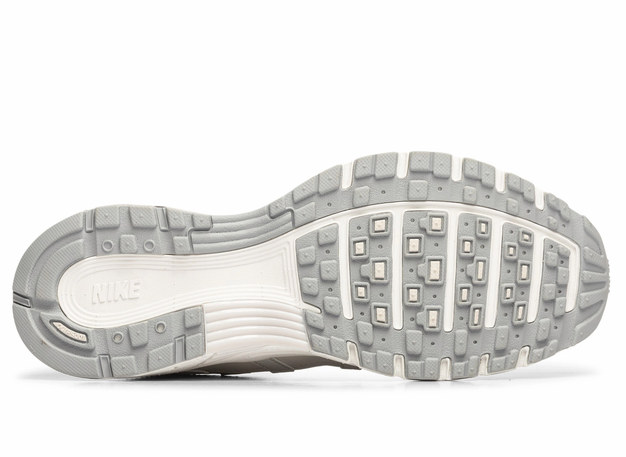 Women's Nike P-6000 SE xld
