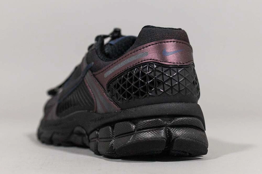 Women's Nike Zoom Vomero 5 'Burgundy Crush