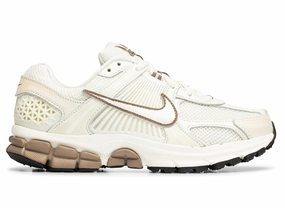 Women's Nike Zoom Vomero 5 xld